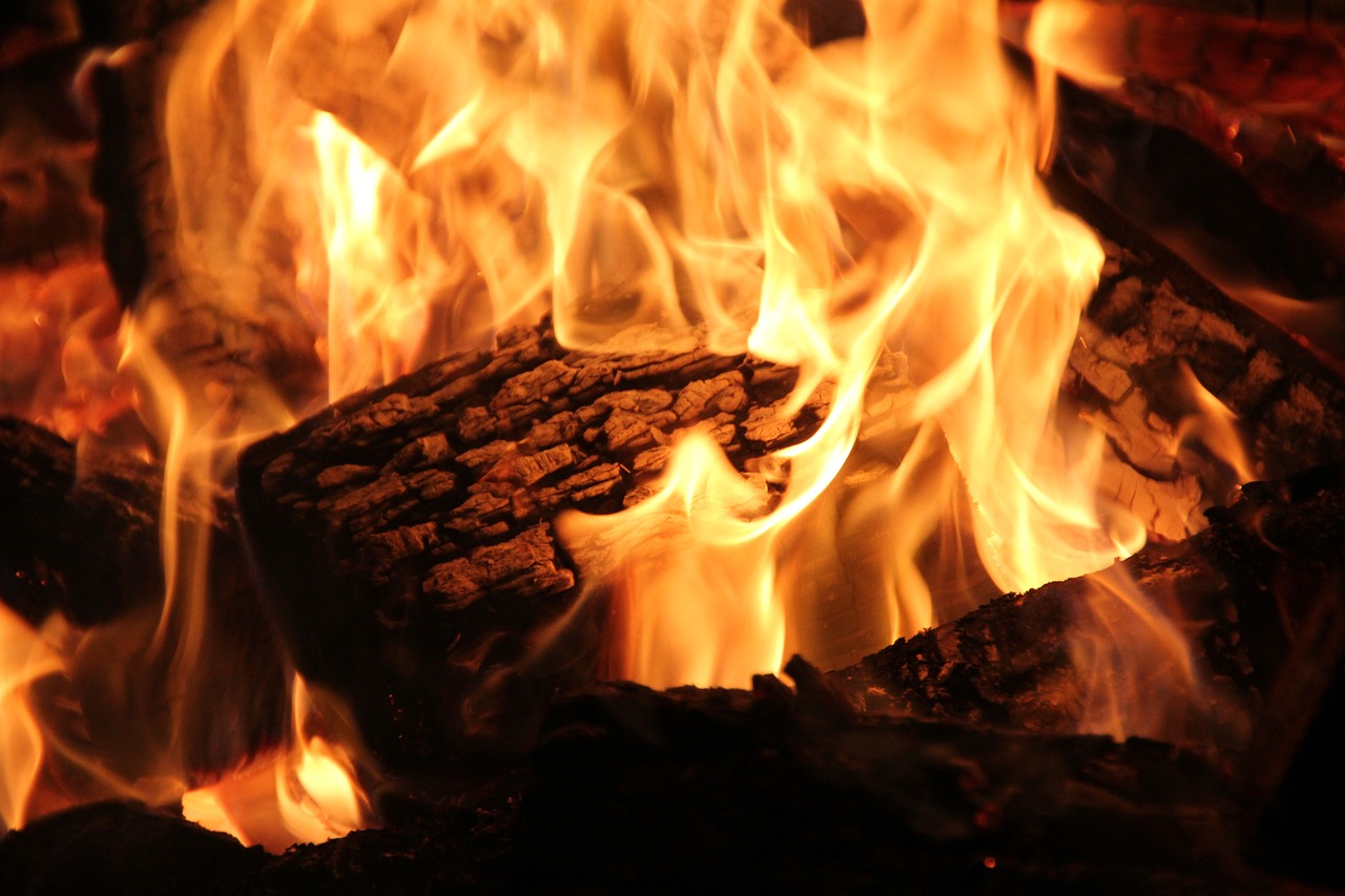 Expert Fireplace Cleaning in Rolling Meadows, IL Professional Fireplace Cleaning Services In Rolling Meadows Illinois